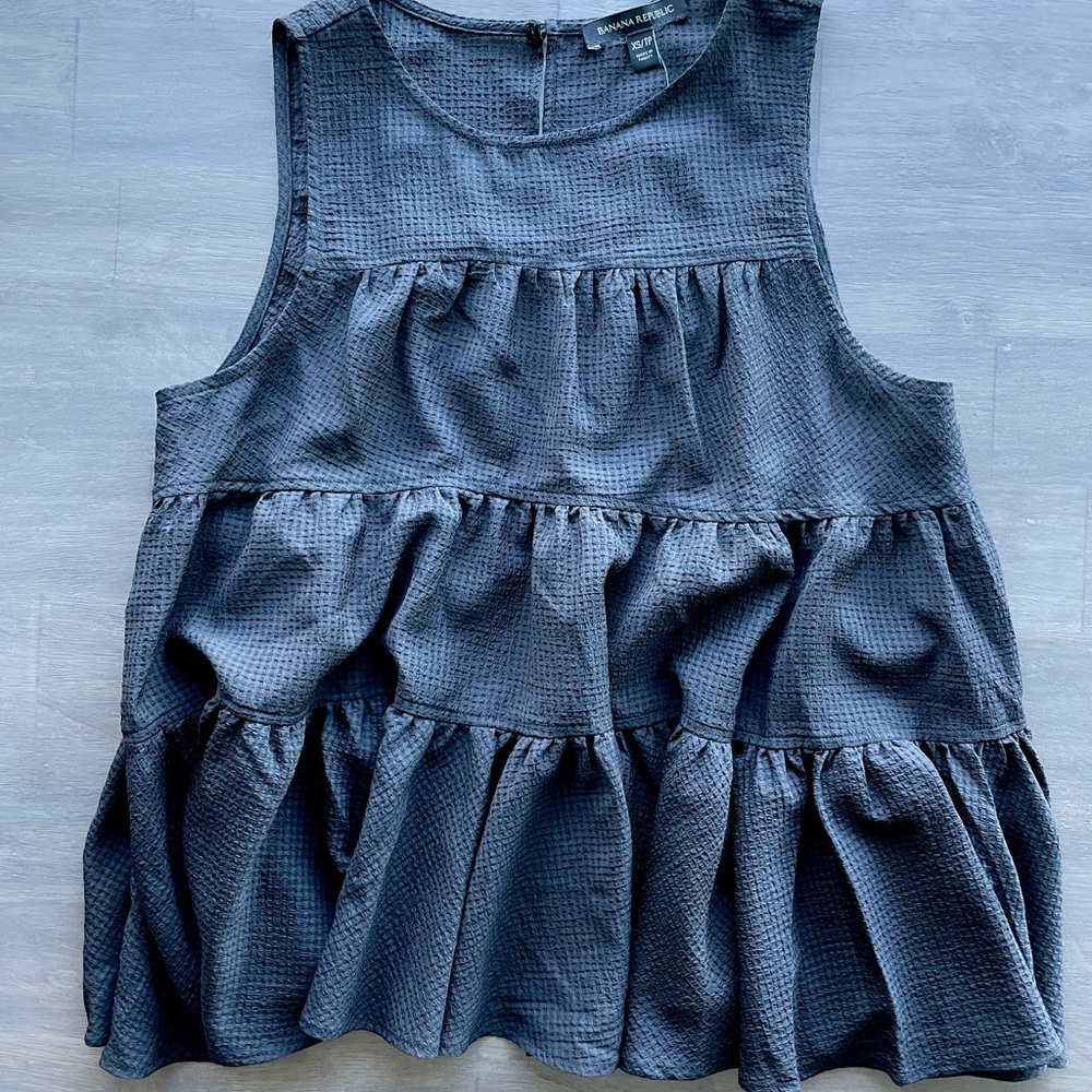 Banana Republic Black Seersucker Tiered Tank Top, XS